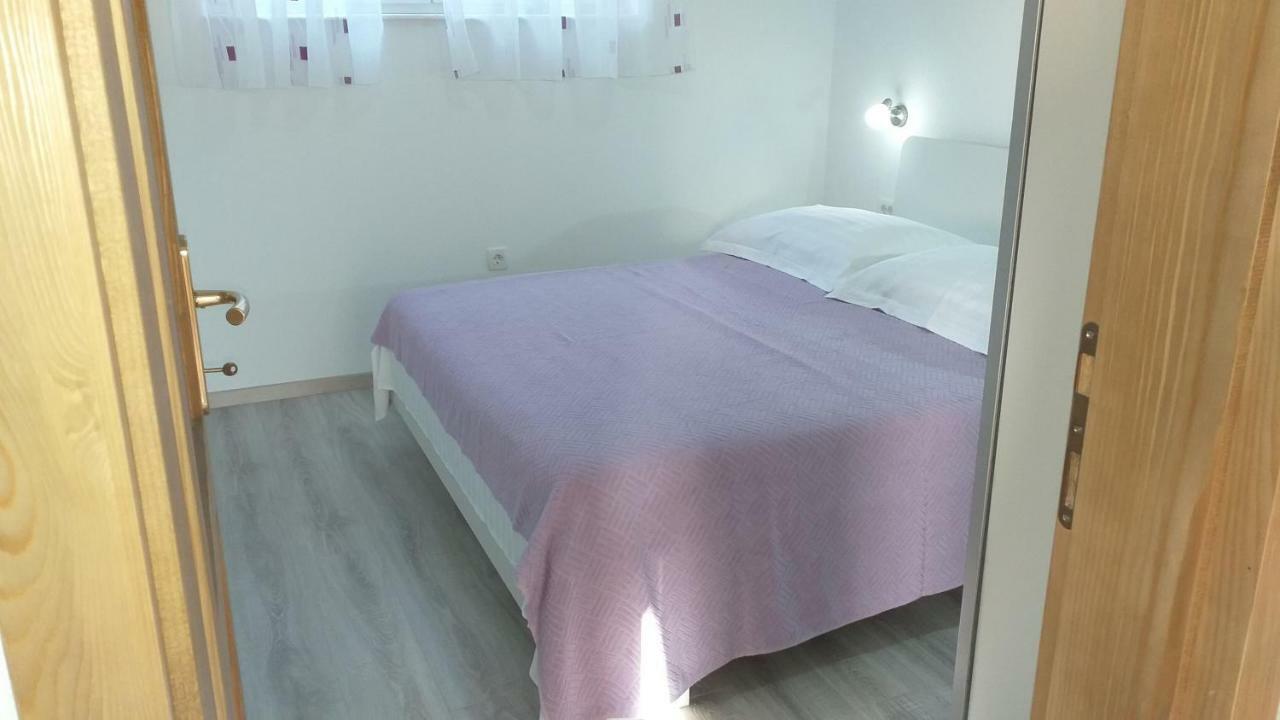 Apartment Zaklopatica Lastovo 외부 사진